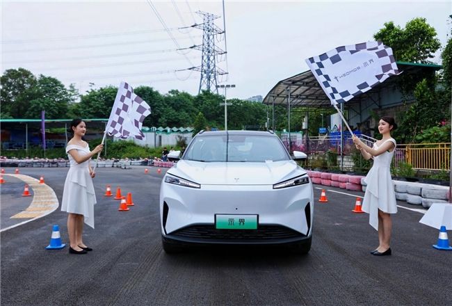 示界智控體驗營盛大啟幕 媒體與客戶搶先試駕 感受智能駕駛新境界