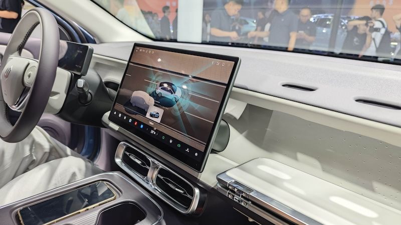 零跑B01万台交付 B10摩根粉成都车展首亮相