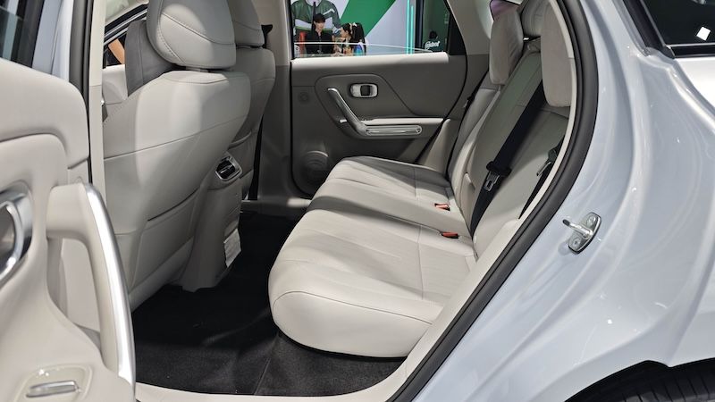 零跑B01万台交付 B10摩根粉成都车展首亮相