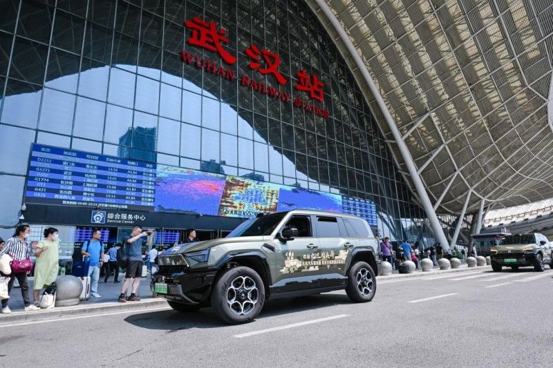 荣光见证、使命传承，东风汽车不负强国使命 