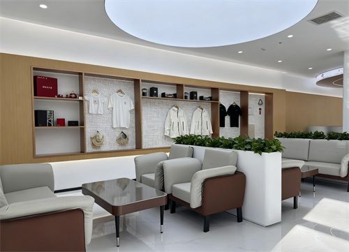 吉林恒亚比亚迪王朝网4S店华丽变身王者灵霄形象店