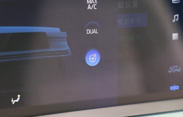 中配起即享二排座椅加热,26 款锐界 L 厉害了