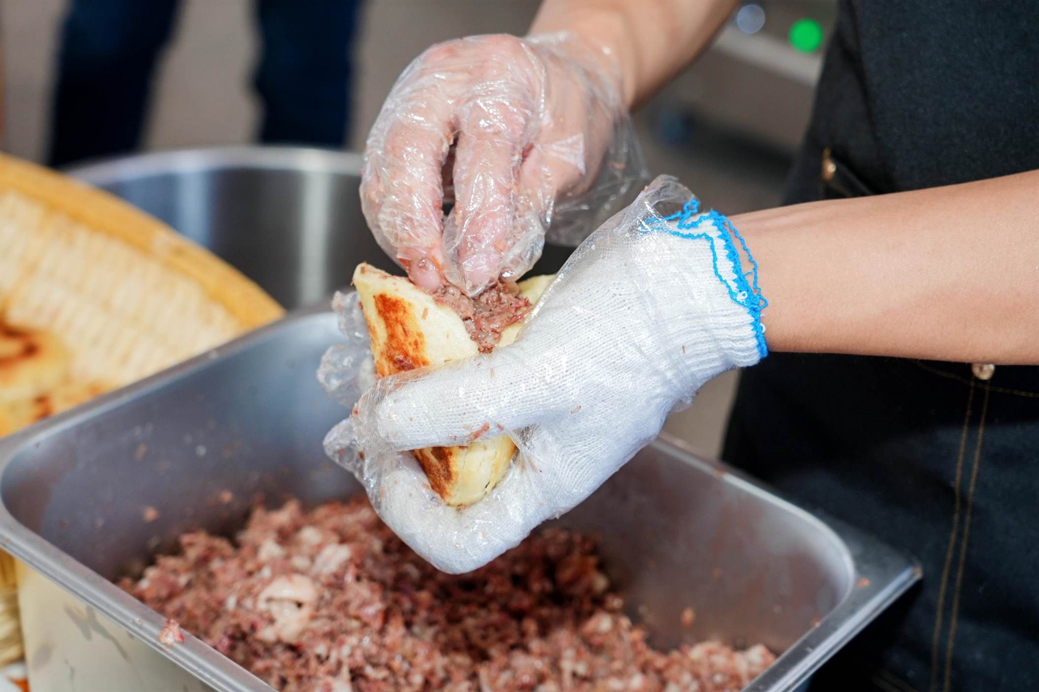 “敦煌绿”横空出世！全新坦克500 Hi4-Z挑战阿拉善越野地标 