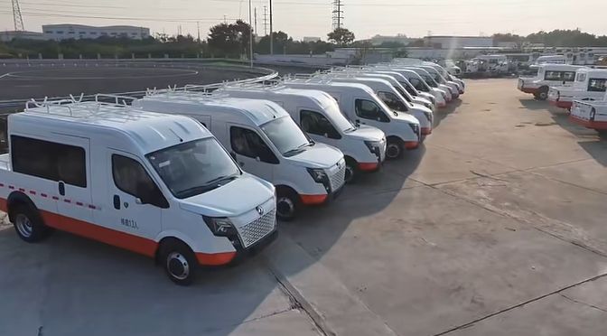 信赖源于品质，东风御风斗式工程车再获铁路局批量采购