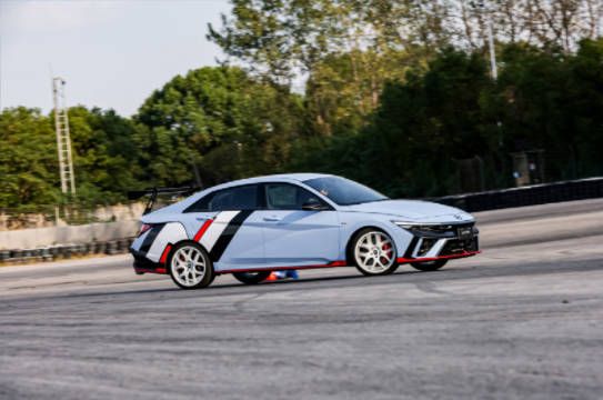 深度感受Never just drive无乐趣不驾驶理念现代N赛道体验日落幕