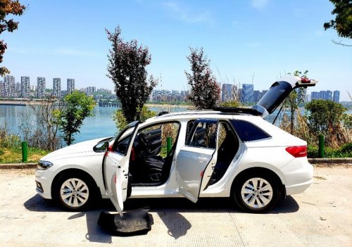 新车异味大怎么办？市场上最好的新车除甲醛除异味产品有哪些？