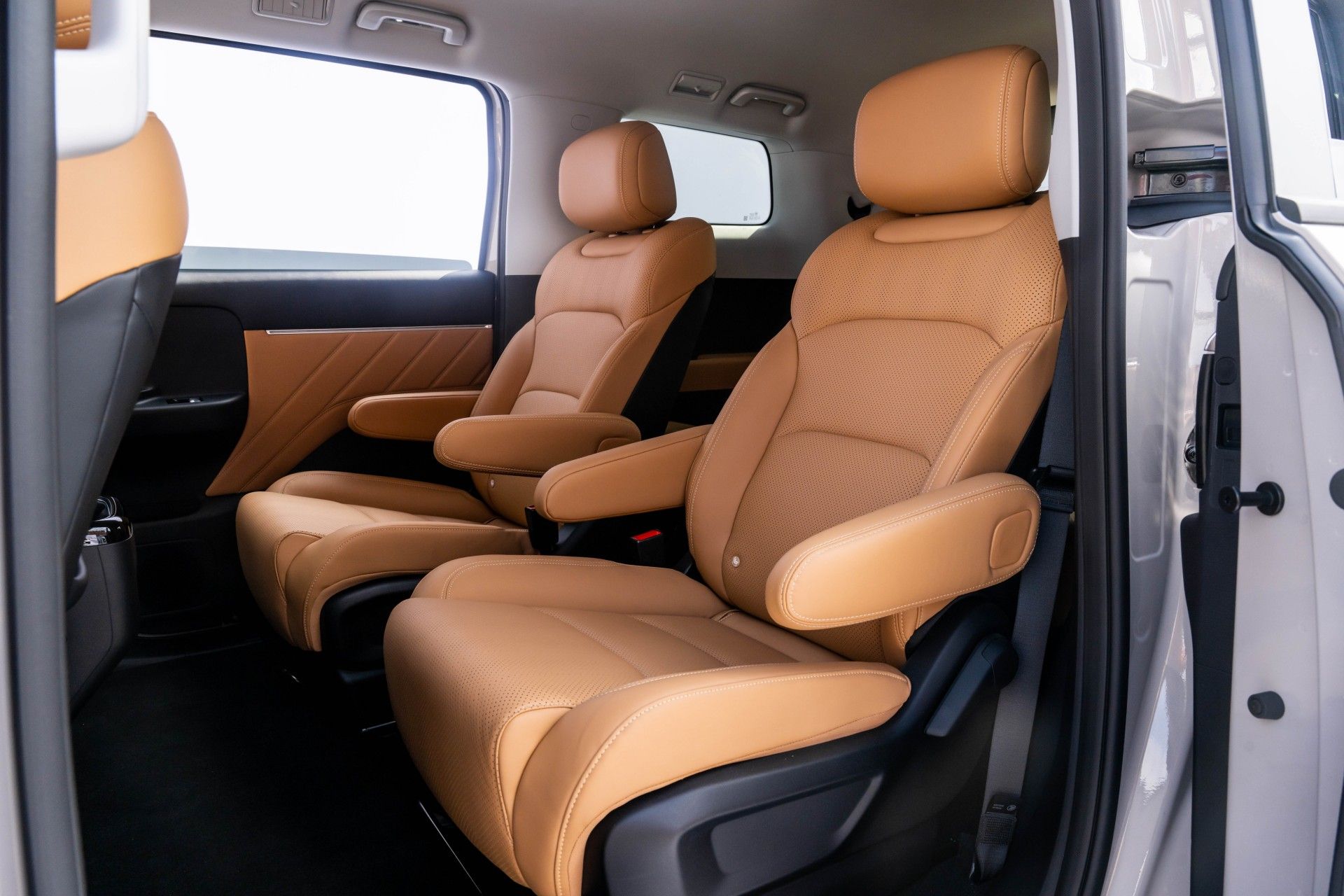 一车三动力还有电动侧滑门!五菱星光730售7.3万起