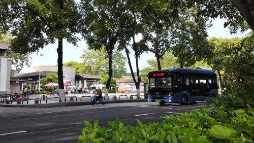  一程山水，半城温柔！坐苏州金龙纯电公交慢游客都梅州