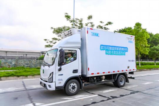 “双十一”快递竞速赛,欧航欧马可超级卡车让时效飞起来!