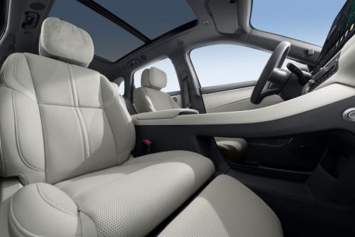  适合家用的suv推荐， 红旗HS6 智驾凭啥碾压同级？