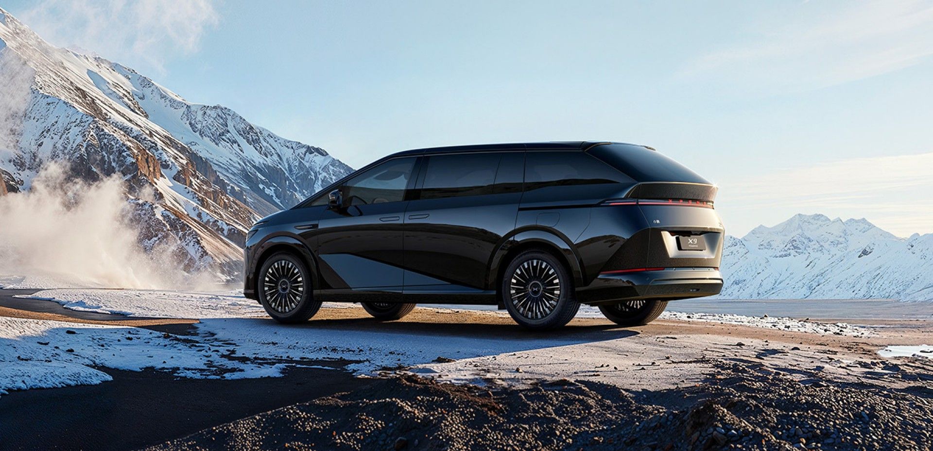 2025广州车展：小鹏X9超级增程售30.98万起