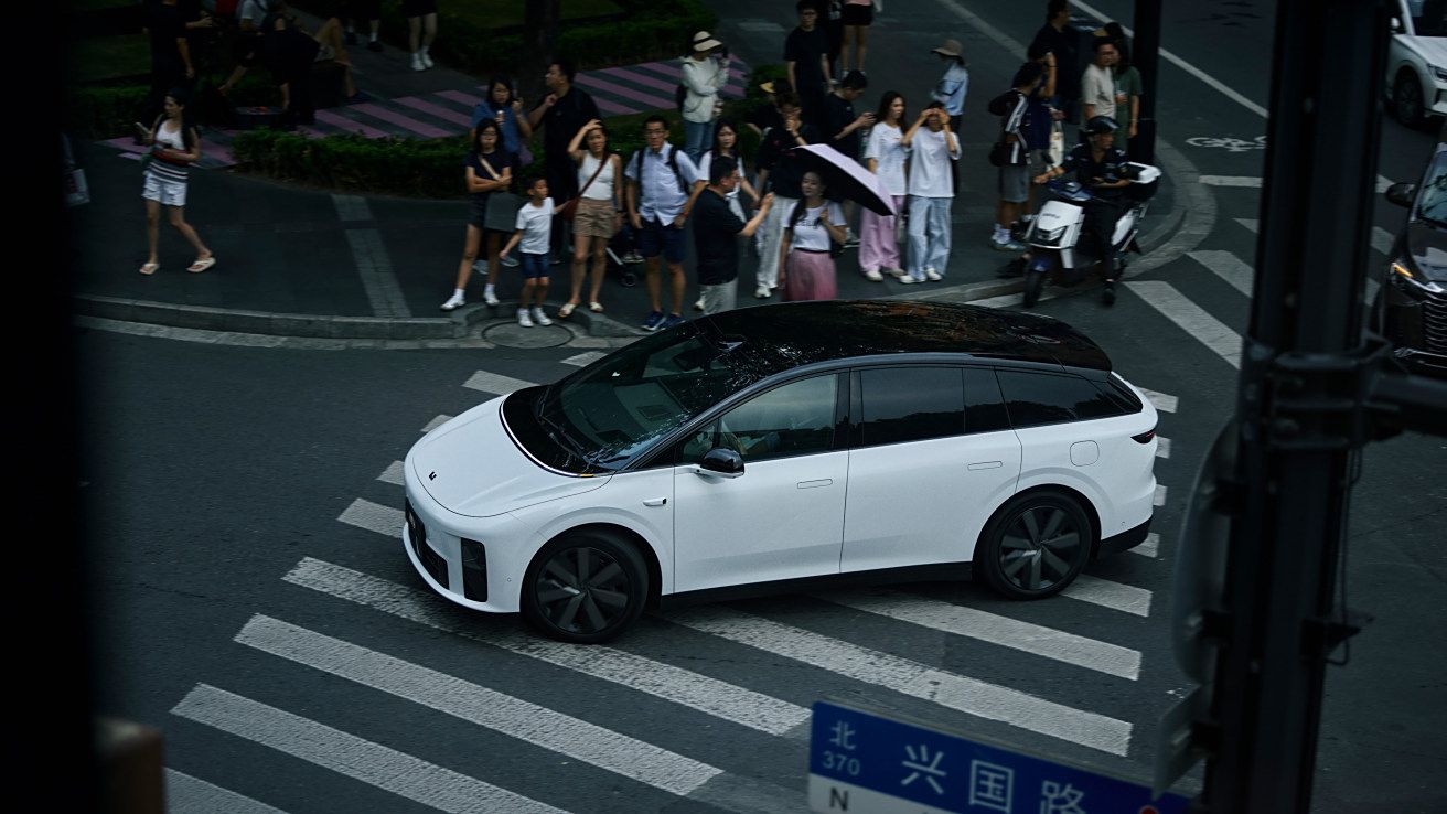 理想汽車11月交付33,181輛 歷史累計(jì)交付近150萬輛