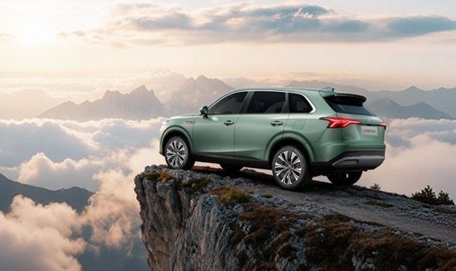  红旗HS6 PHEV将首发亮相2025长沙国际车展