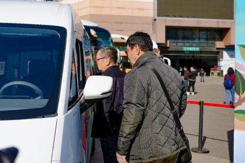 图雅诺X6、风景i昆明同台,演绎客运与城配硬实力