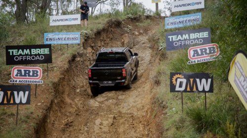 海外销量同比劲增43.2%中国皮卡出口第一长城炮全球化布局再提速