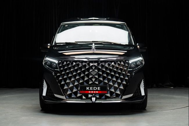 克蒂圣姆峰MH7晶冕限量版｜一席晶冕，自成境界