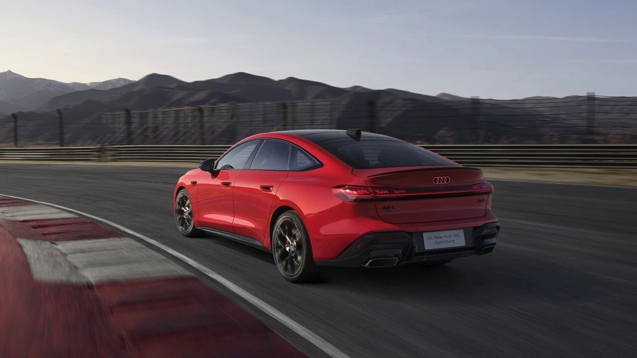上汽奥迪A5L Sportback旗舰车型开启交付 限时臻享价34.59万起