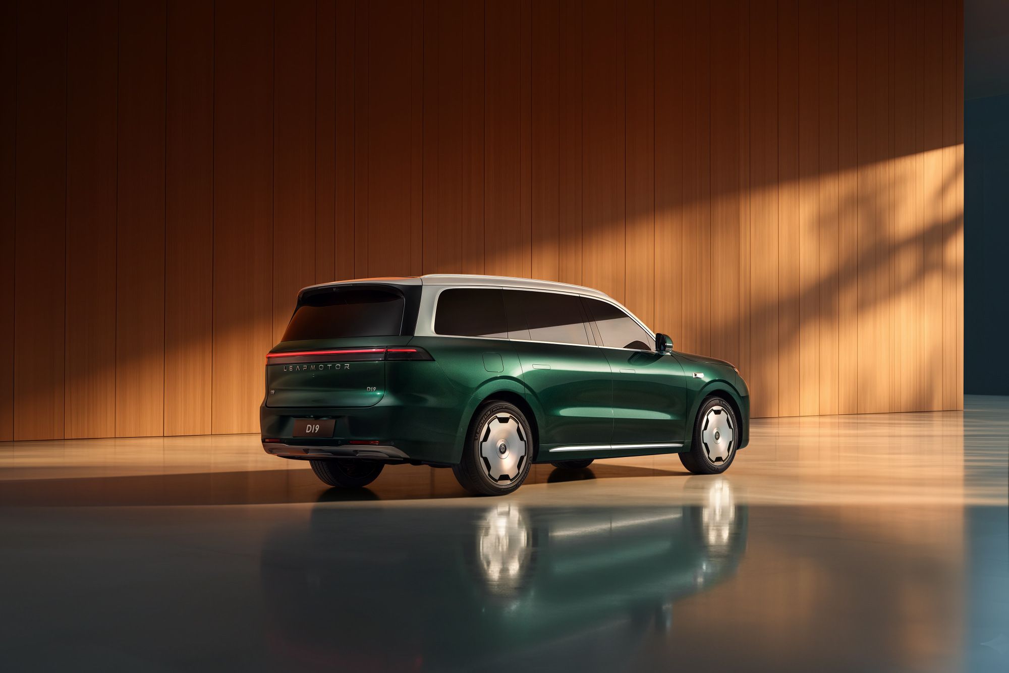 零跑D19将首发搭载双骁龙汽车平台至尊版