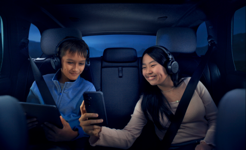 哈曼推出Ready StreamShare共享聆听清晰座舱通信一体个性化音区