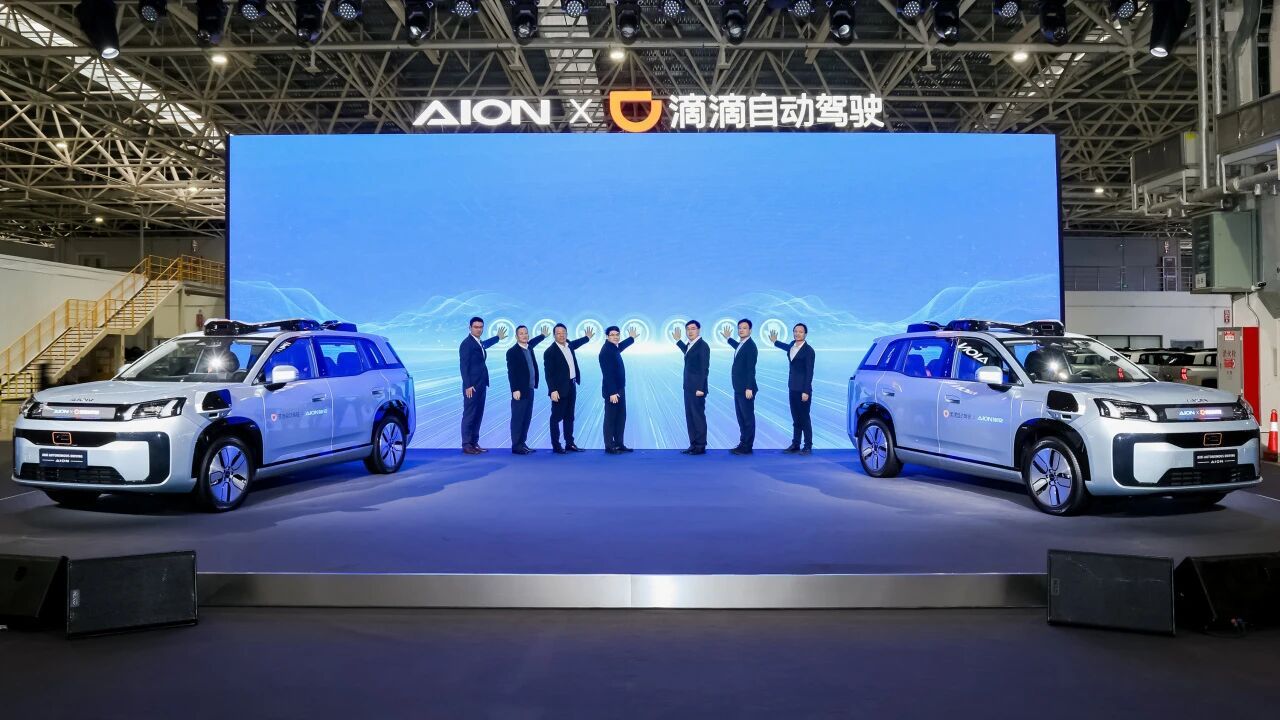 Robotaxi R2将于年内率先落地北京、广州等核心城市