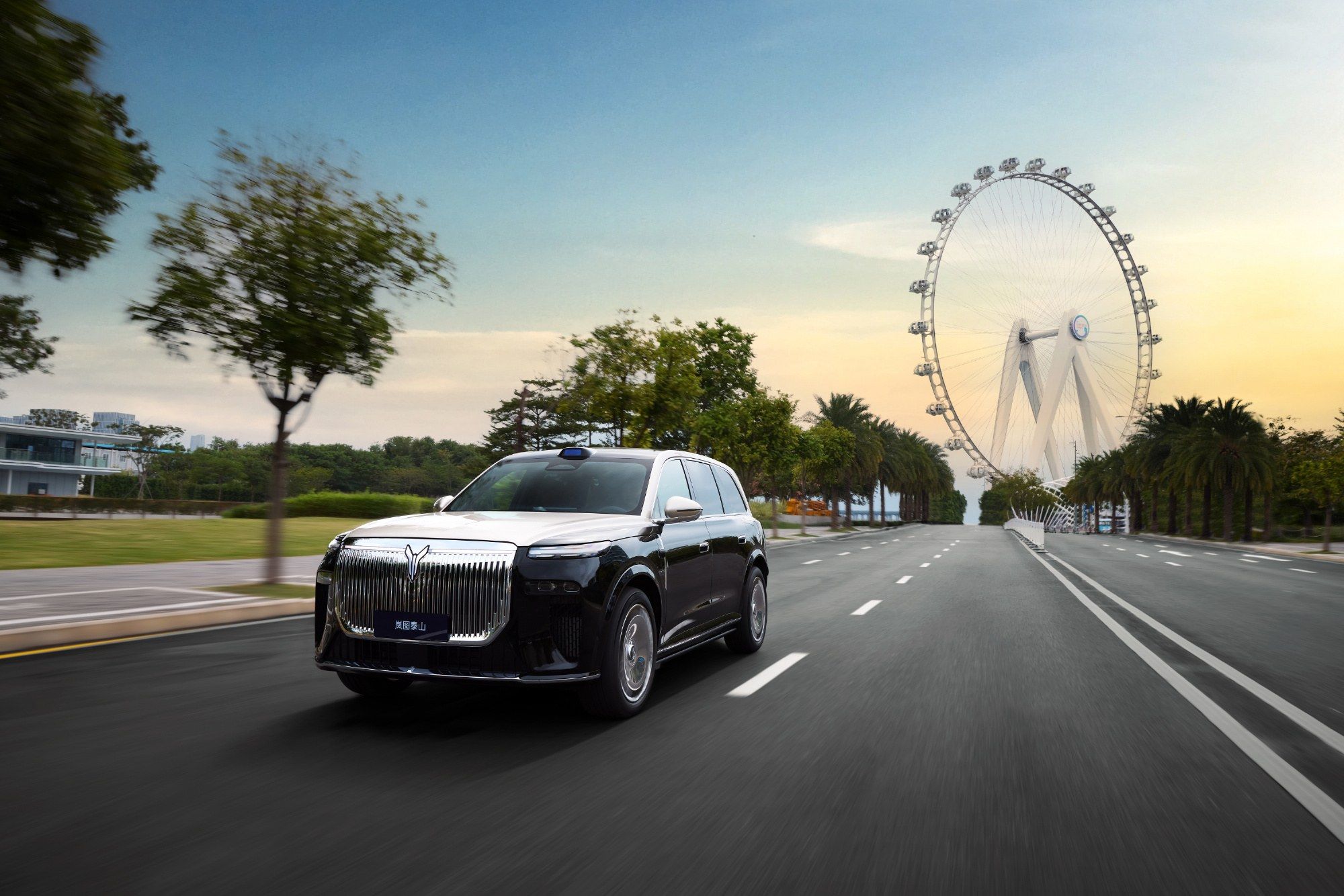 岚图泰山Ultra版3月开启交付 搭华为乾崑ADS 4四激光