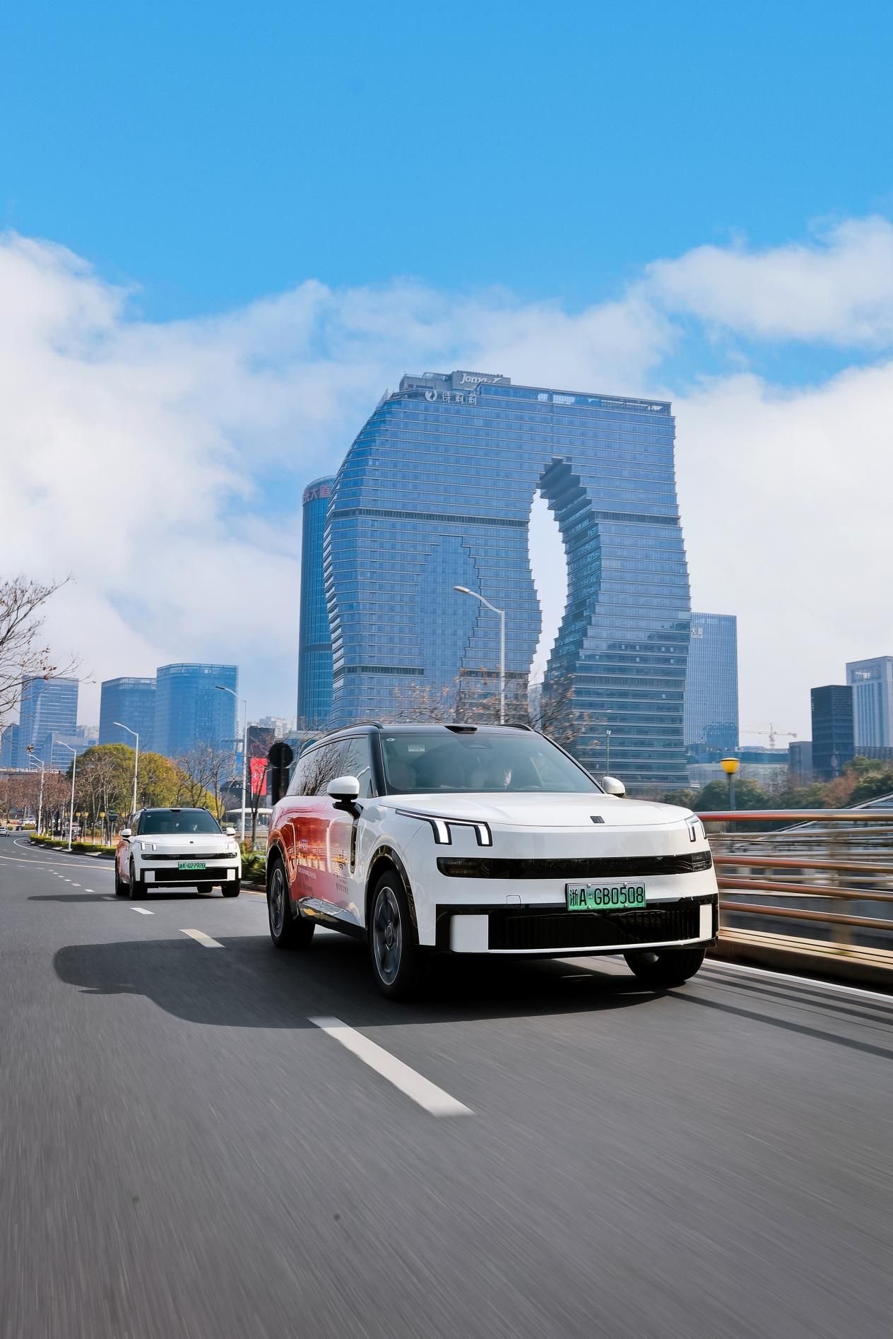 好运加马 领克900焕新出街 燃动杭城街头