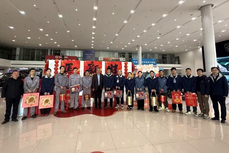 神龙汽车金马贺岁启新程 聚力冲刺开门红 