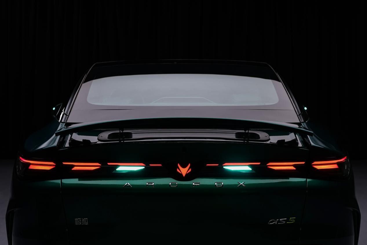 3月1日预售 全新阿尔法S5整车19扬+零重力座椅配置曝光