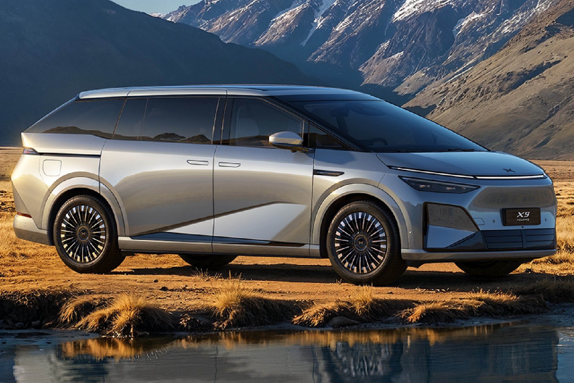 2026款小鹏X9纯电版售30.98万起，第二代VLA即将推送