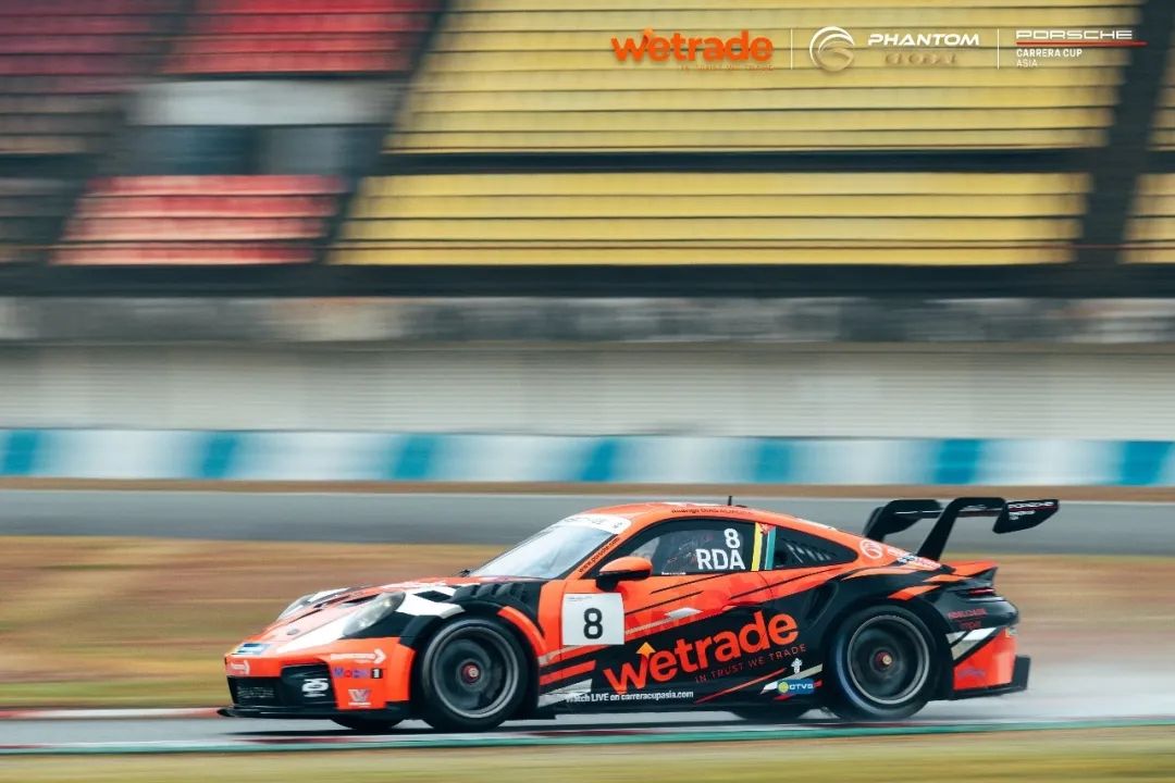 驭势而上,竞速新章:WeTrade 领航 PCCA 2026 珠海官方试车日