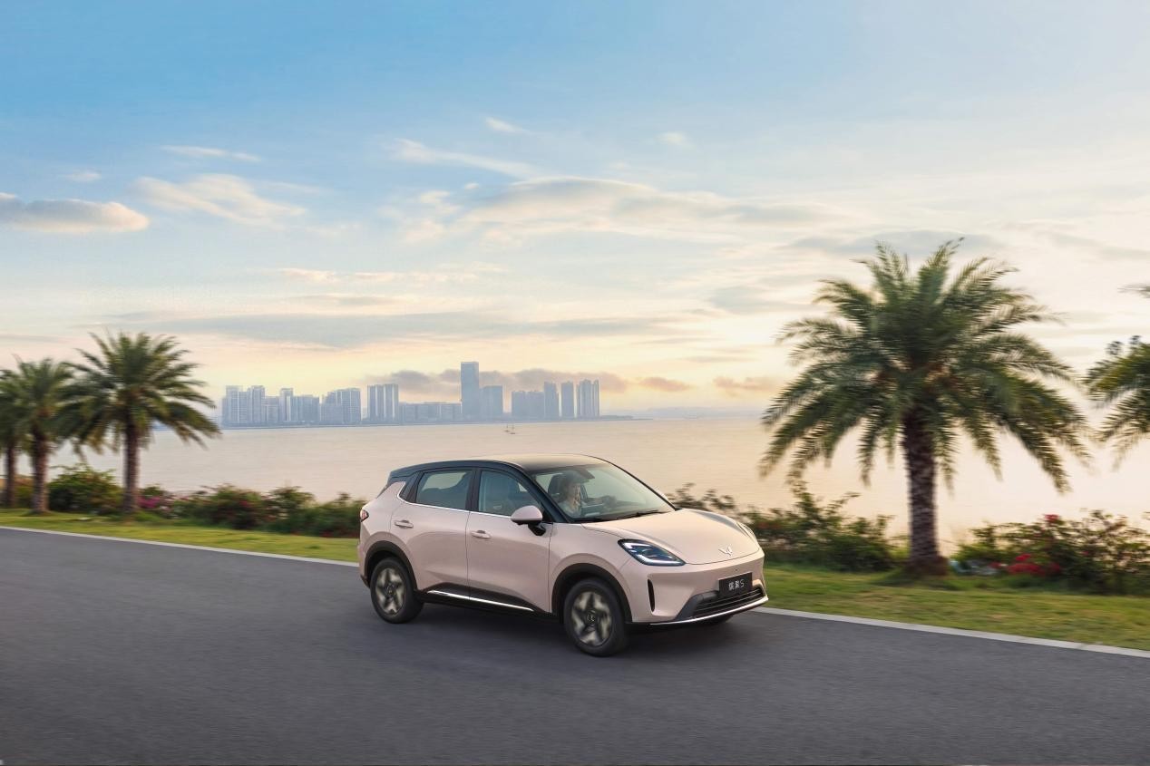 缤果S 525km旗舰款进阶上市 置换补贴价8.68万元