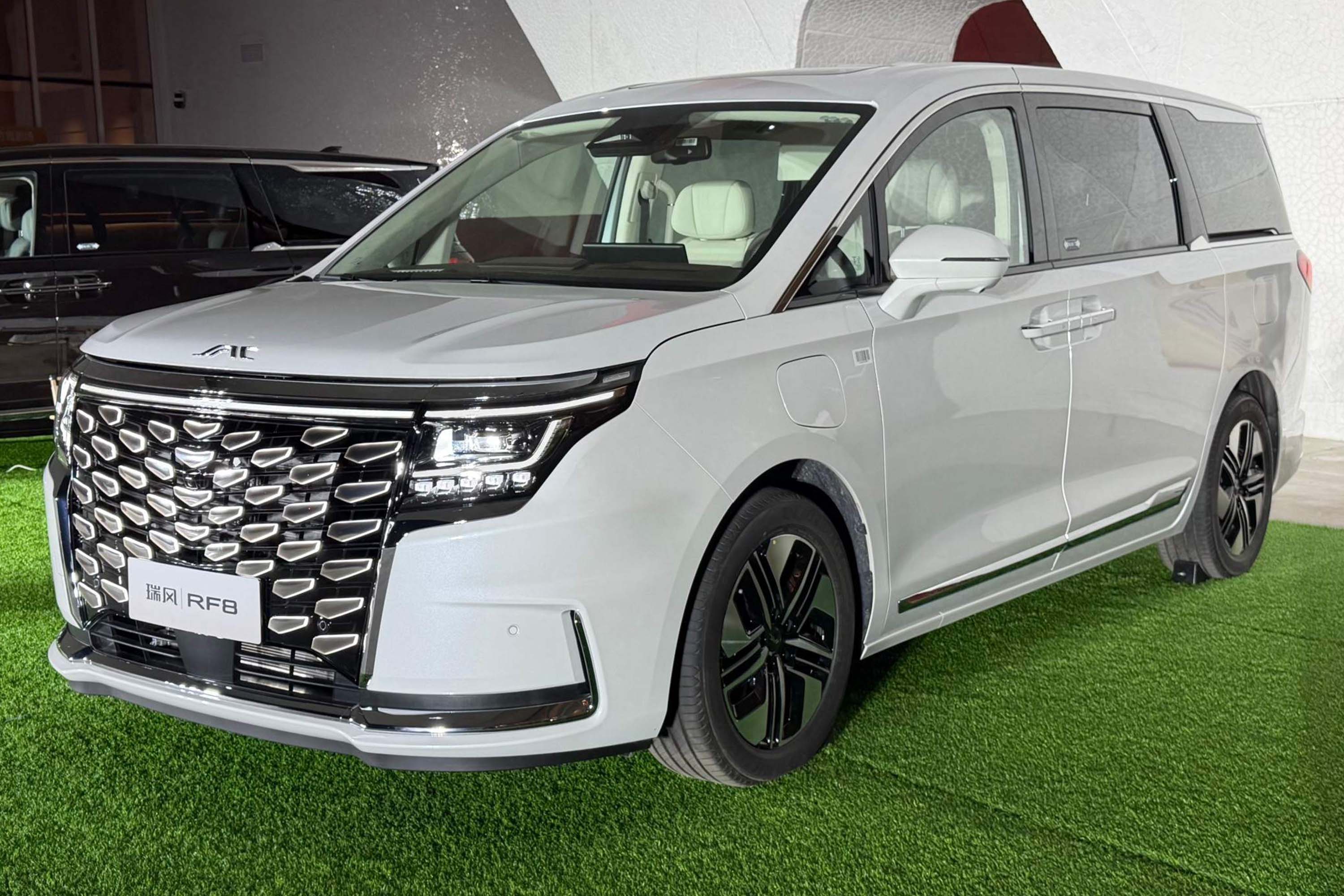 瑞风RF8悦享系列上市 推3款车型/限时抢购价17.69万起