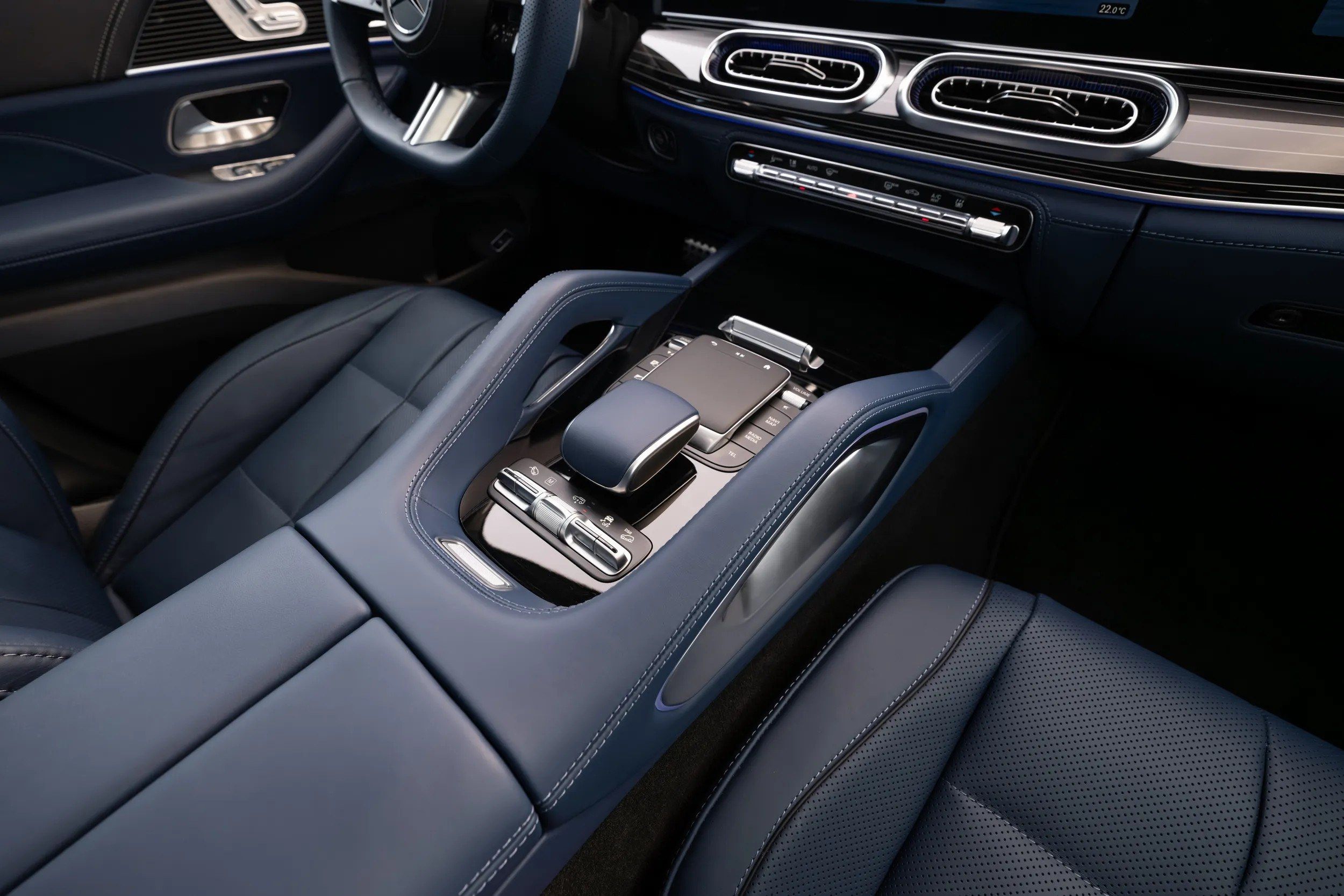 新一代梅赛德斯-奔驰GLE与GLE 53家族迎来全球首秀