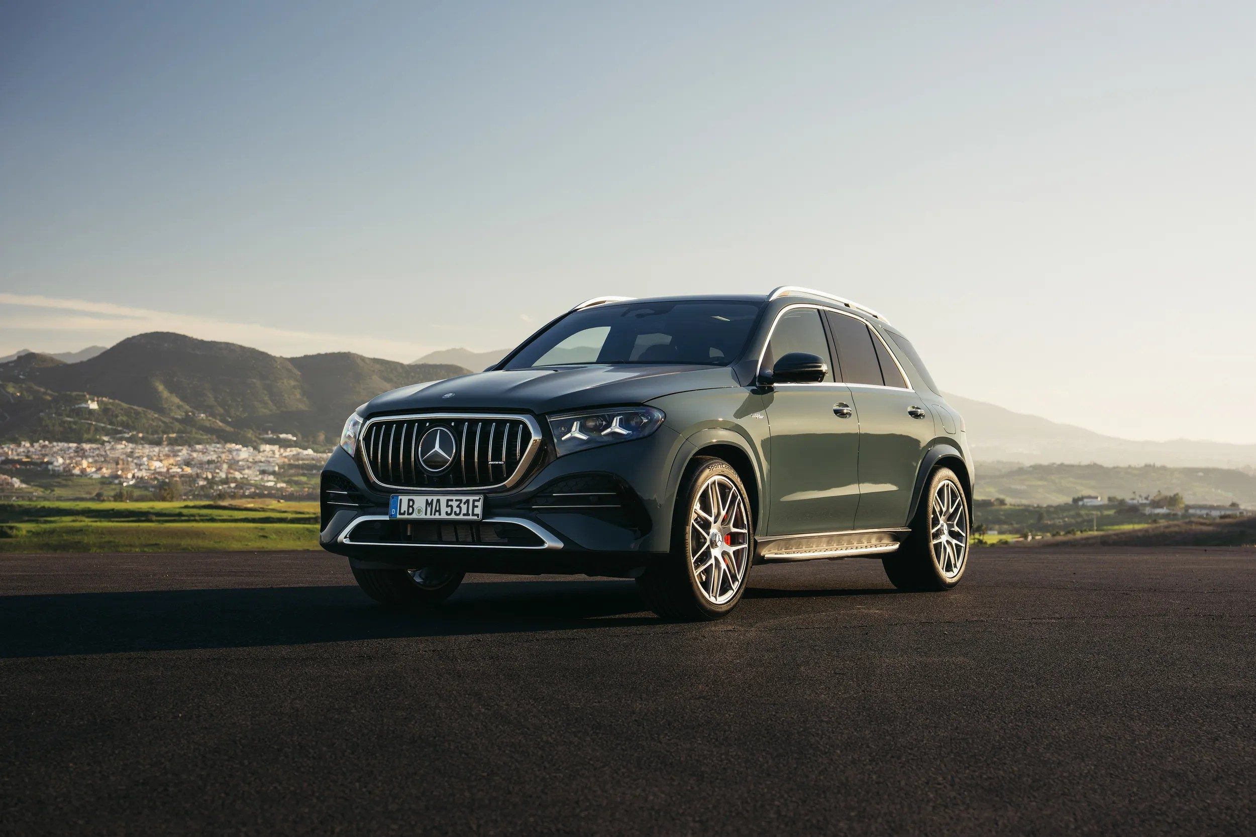 新一代梅赛德斯-奔驰GLE与GLE 53家族迎来全球首秀