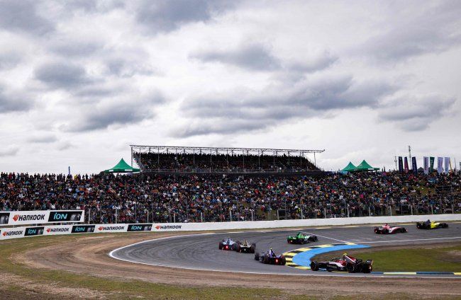 韩泰iON赛车轮胎助力电动方程式马德里站竞逐升级