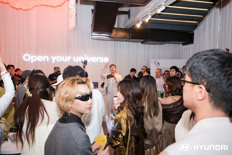 现代汽车IONIQ（艾尼氪）璀璨之夜潮酷上演