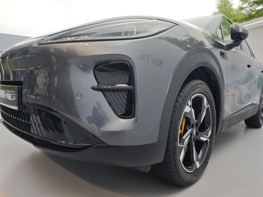 12.99万起！风云T9L大五座SUV定位很精准