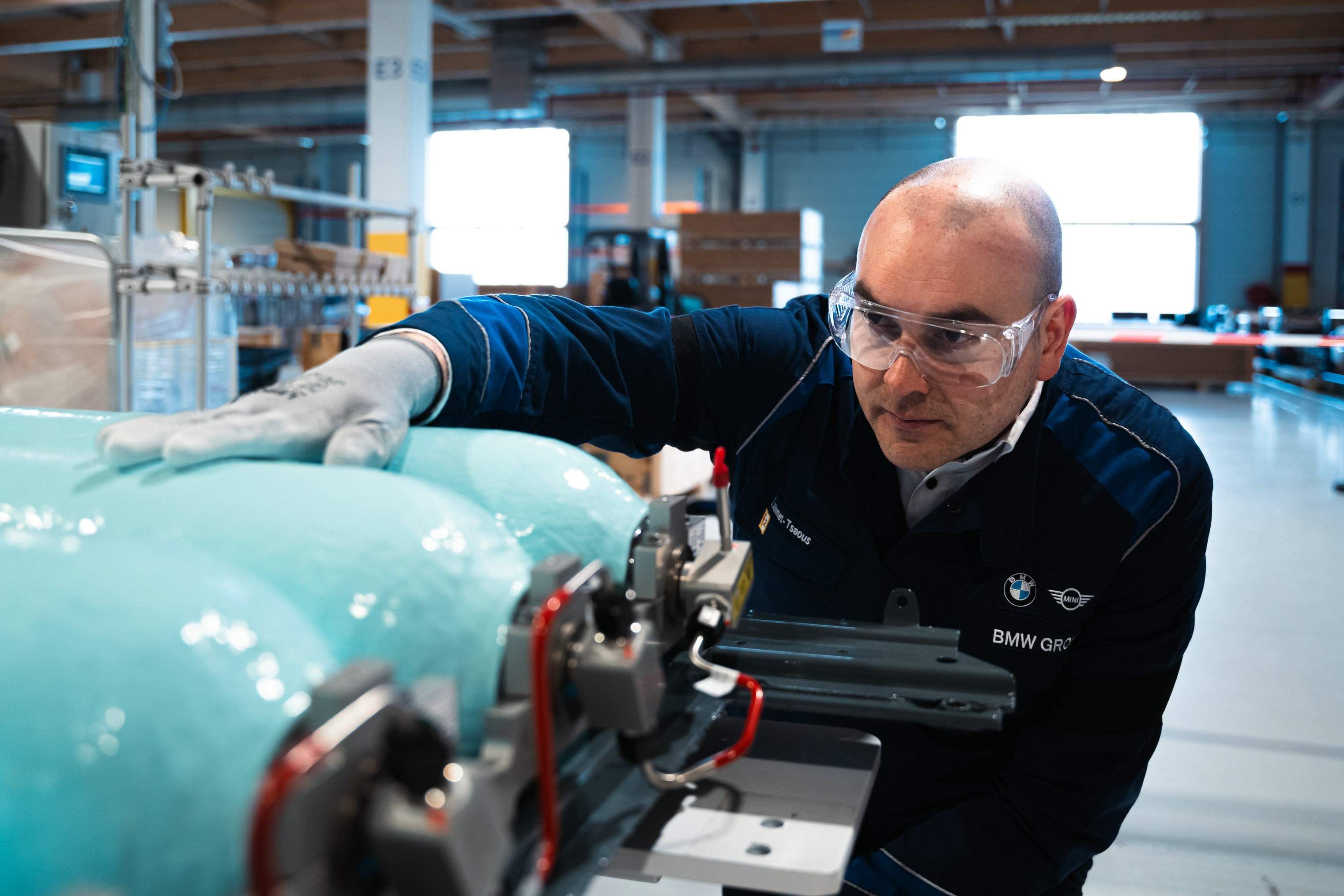 宝马发布创新BMW氢能扁平化储存系统，将应用于新一代X5