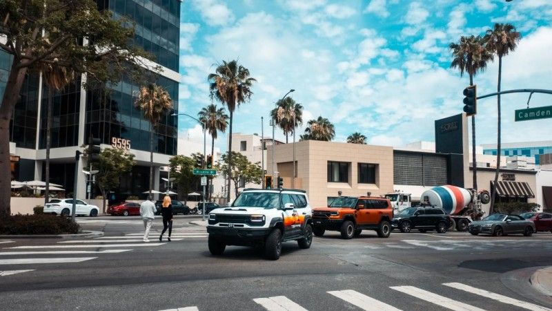 文化出海向：东方越野对话世界 纵横G700亮相摩押60周年