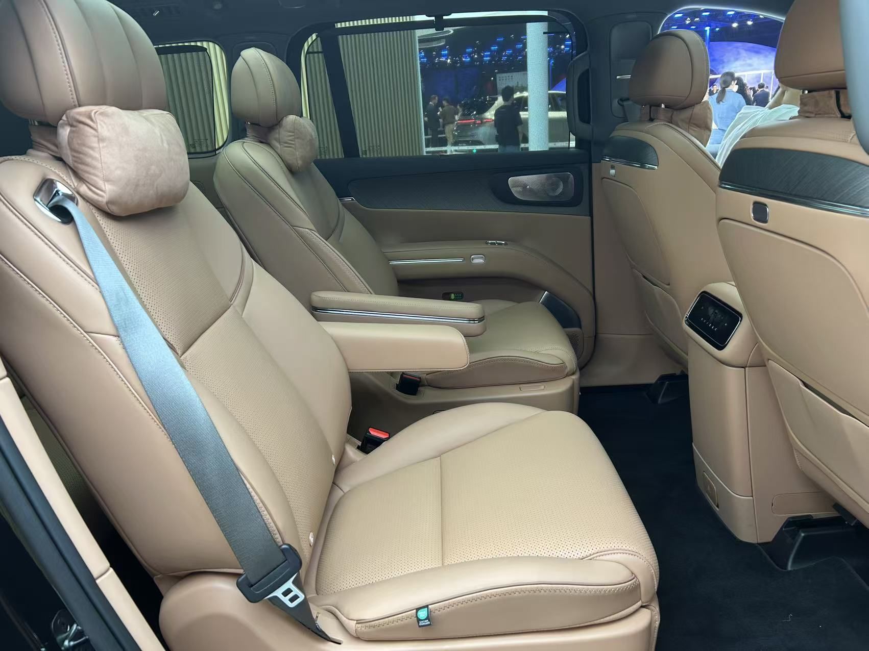 2026北京车展：零跑D19亮相，上市售21.98万起