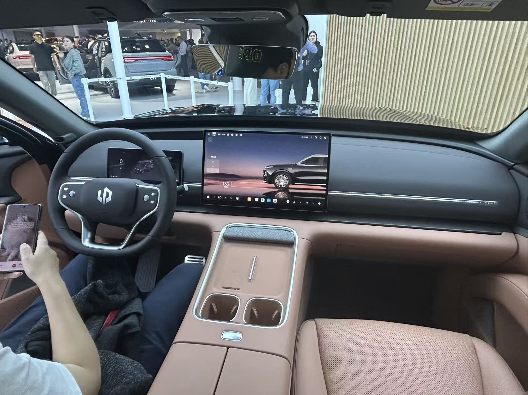 2026北京车展：零跑D19亮相，上市售21.98万起