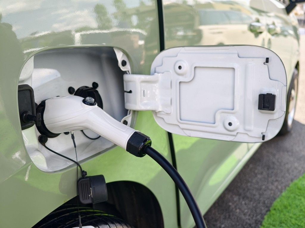 这是一台商用车？鑫源向上V6商用家用都搞定