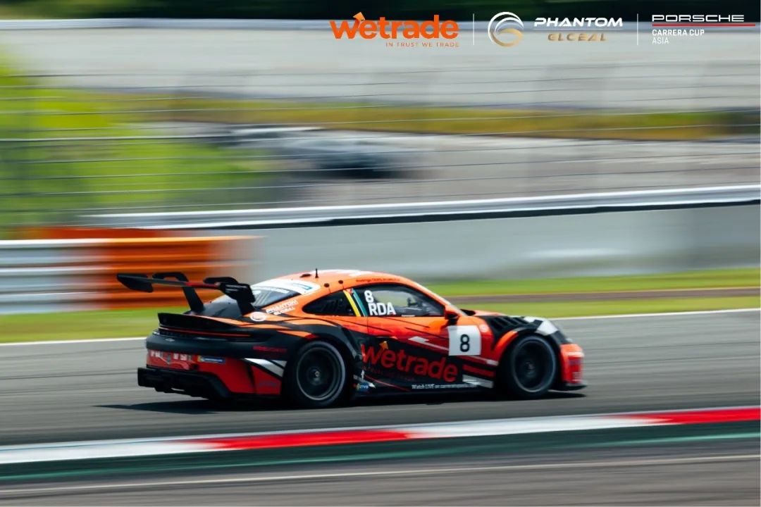 WeTrade 8 号赛车领跑富士站,持续霸榜 PCCA 争冠梯队