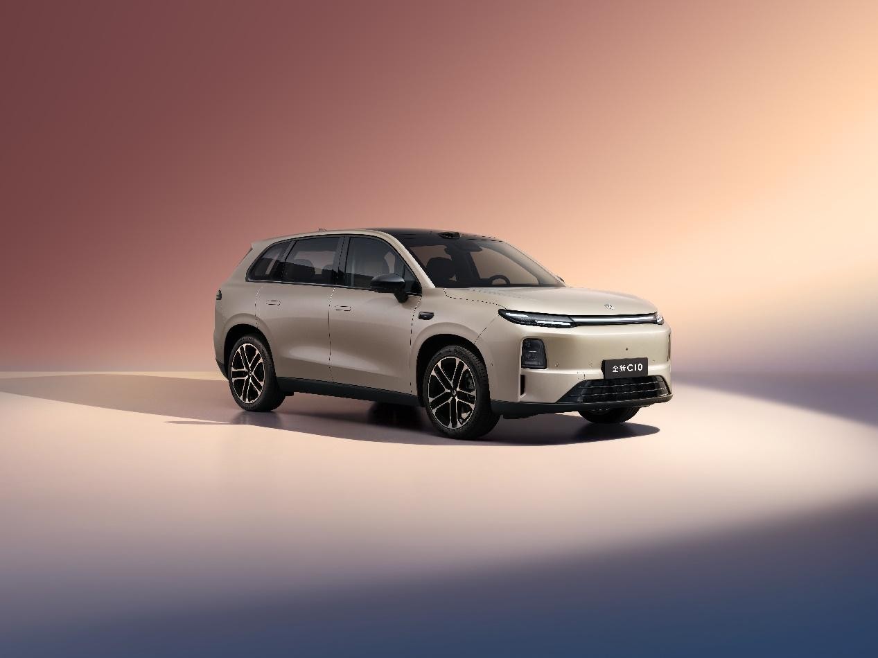 零跑全新C系三車齊發 錨定12-20萬級SUV新標桿