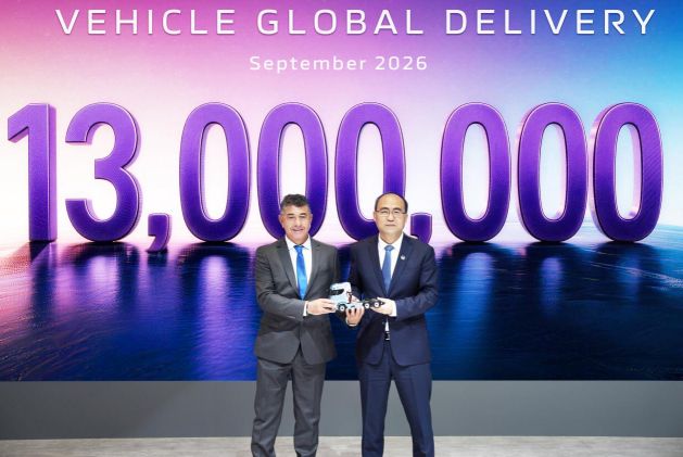 登陆汉诺威、交付西班牙！欧曼银河 9 重卡全球化布局关键落子