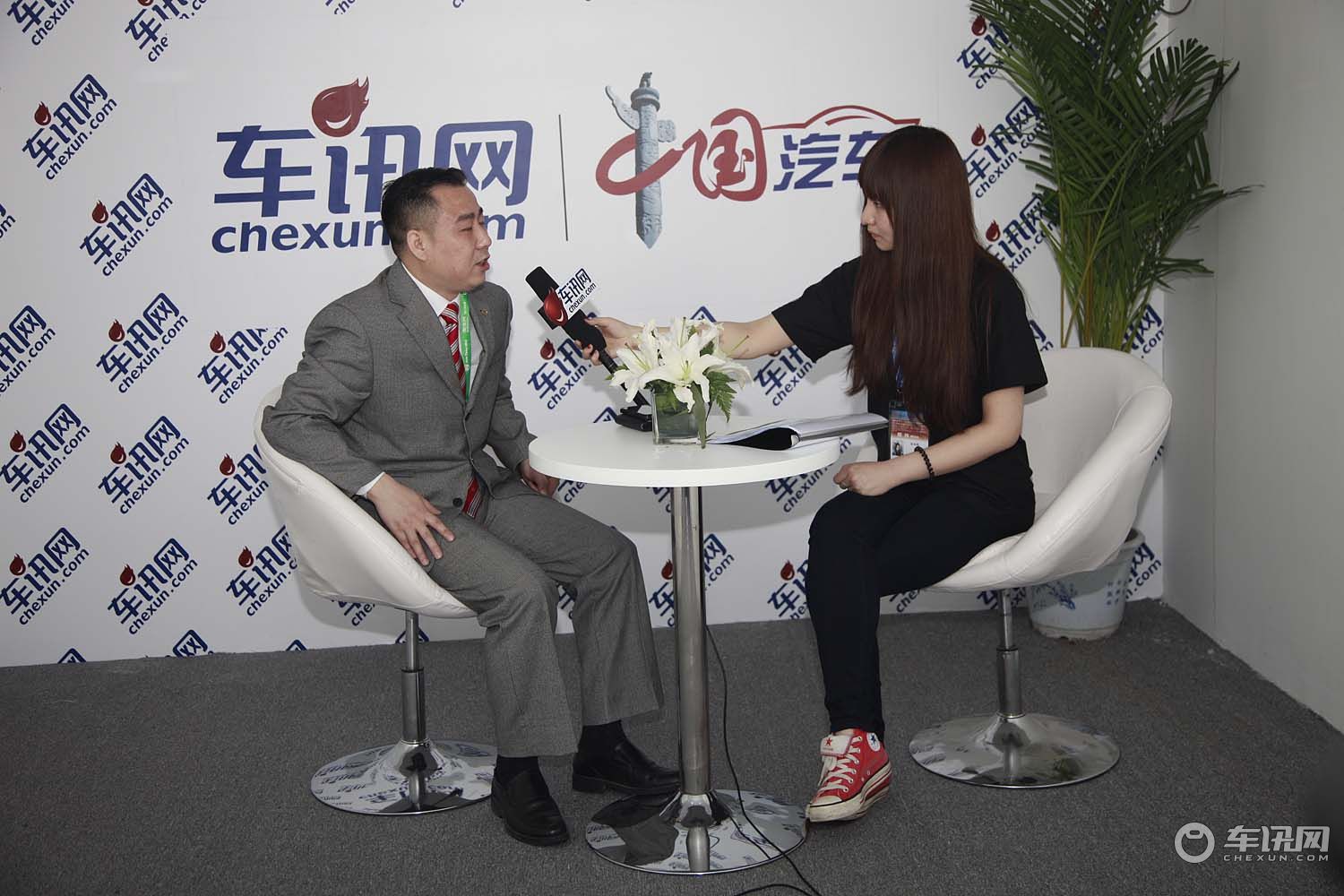 力帆实业股份有限公司张强接受专访_2012北京车展-活动图片-车讯网che
