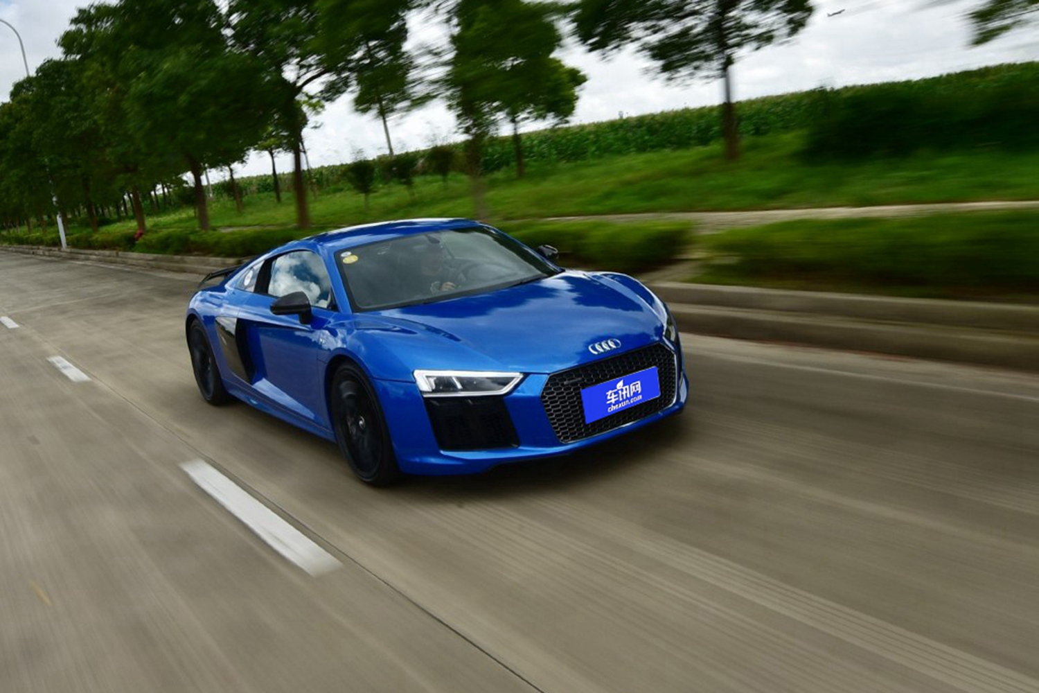 广东君奥奥迪r8最高优惠达0万元