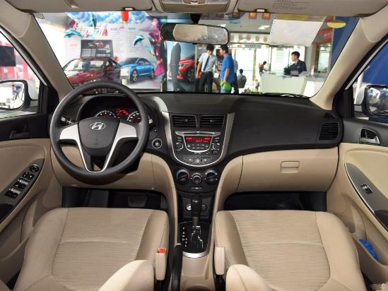 16款现代瑞纳钜惠来袭全系车型439万起