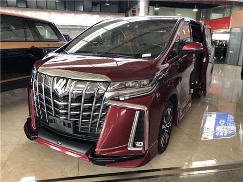 丰田蒙娜丽莎阿尔法几座的 埃尔法蒙娜丽莎版