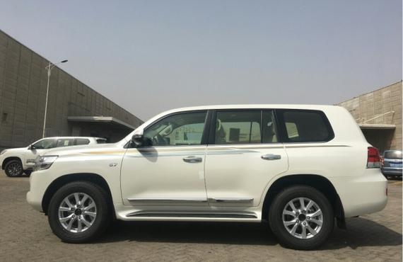 19款丰田酷路泽5700中大型suv的野性售价